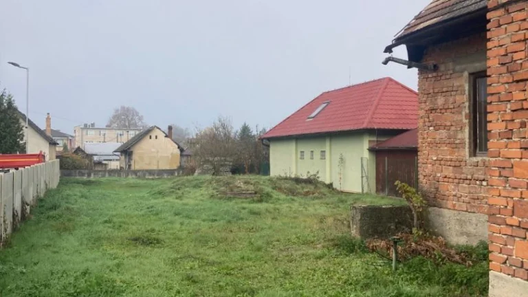 Stavebný pozemok Ladce