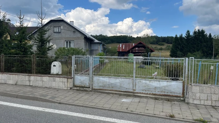 Predám starší rodinný dom