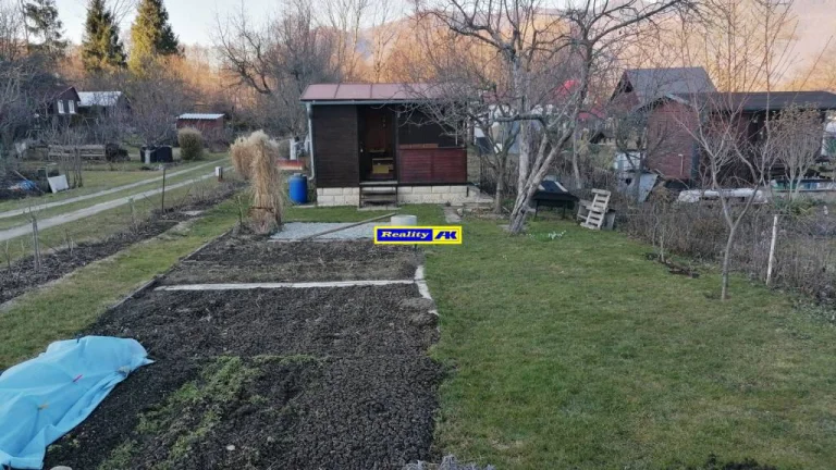 Záhrada so záhradnou chatkou na predaj Martin Kolónia Hviezd