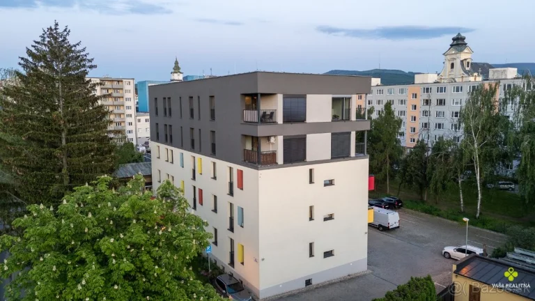 Parkovacie miesto Central - Prievidza