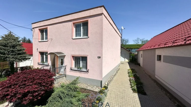 PREDAJ 5 Izbový rodinný dom po rekonštrukcii obec KĽAČANY