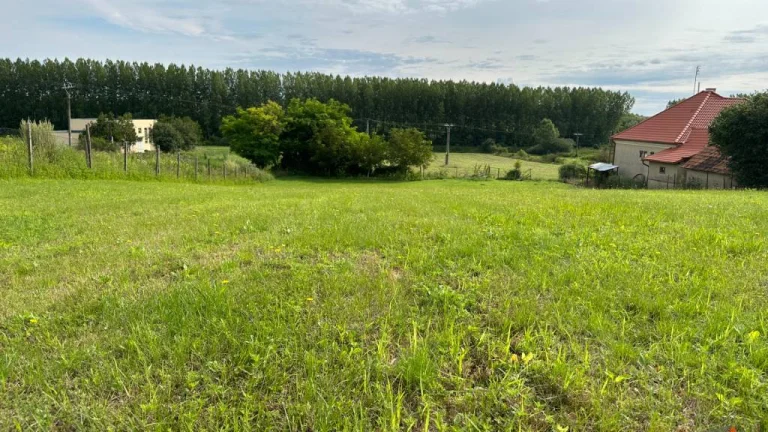 Krásny stavebný pozemok Bátorove Kosihy
