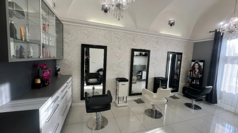PRENÁJOM PRIESTOROV V CENTRE PREŠOVA PRE BEAUTY & WELLNESS