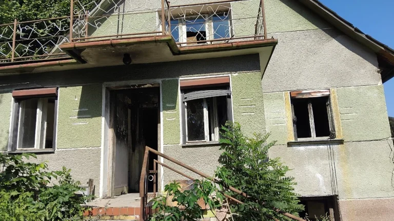 Na predaj tehlový rodinný dom v obci Lednica
