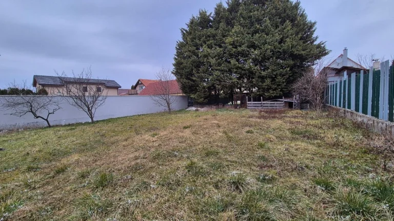 Pozemok v Záhorskej Bystrici so stavebným povolením