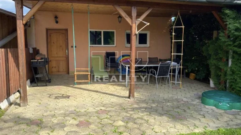 TUreality predáva luxusný 4 izbový bytovy dom s...