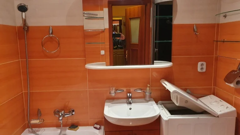 Prenájom 3 izb. byt s balkónom Veľké Rovné