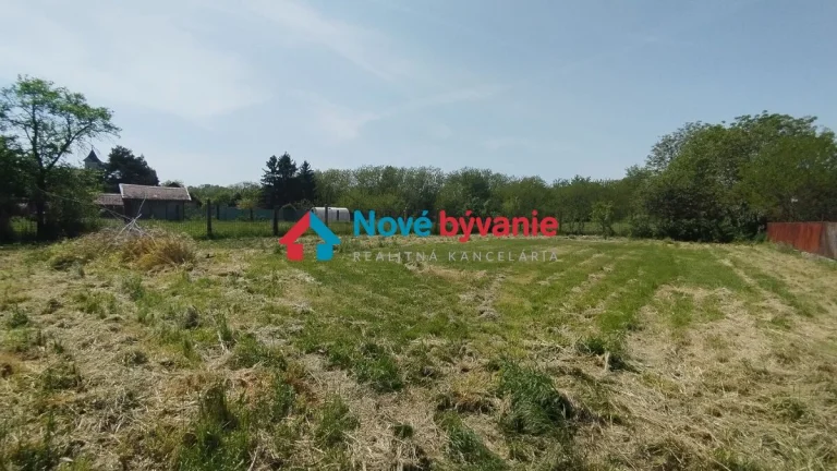 Predaj, stavebný pozemok - Jur nad Hronom (N028-14-MAHA)