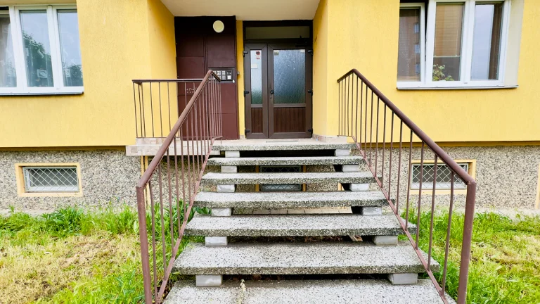 Pronájem bytu 1+1 v osobním vlastnictví 36 m², Žatec (ID 032-NP09176)