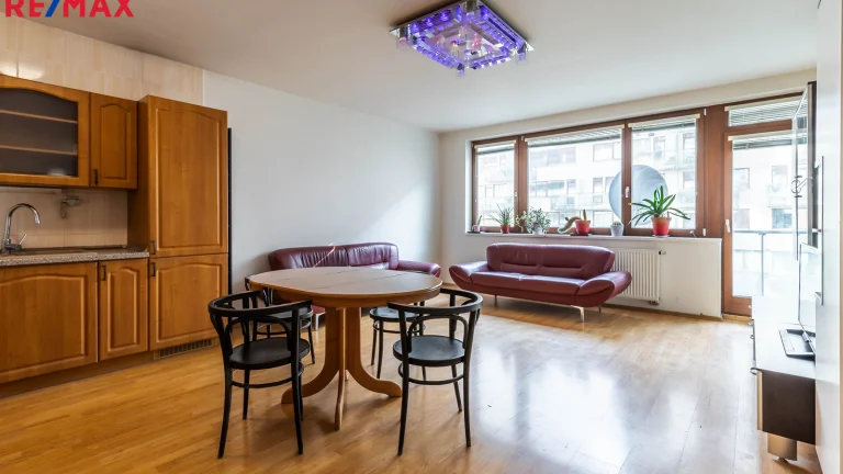 Pronájem bytu 3+kk v osobním vlastnictví 69 m², Praha 7 - Holešovice (ID 205-NP11155)