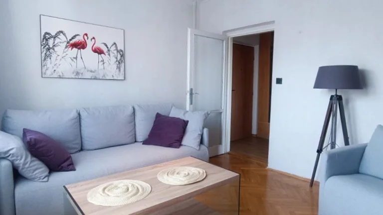 Pronájem bytu 2+1 v osobním vlastnictví 52 m², Karlovy Vary (ID 294-NP01442)