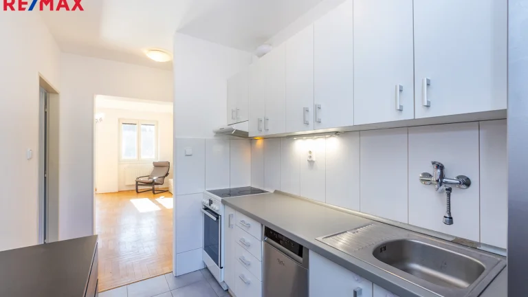 Pronájem bytu 3+1 v osobním vlastnictví 63 m², Třebotov (ID 201-NP02998)