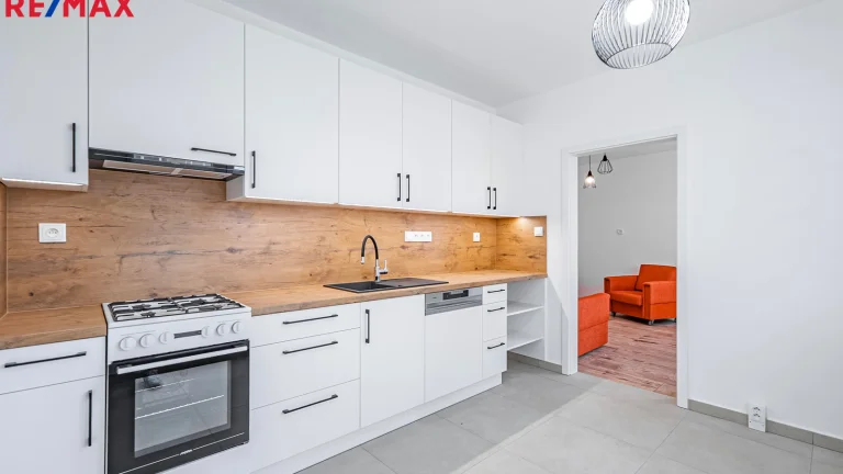 Pronájem bytu 1+1 v osobním vlastnictví 42 m², Jindřichův Hradec (ID 201-NP03000)