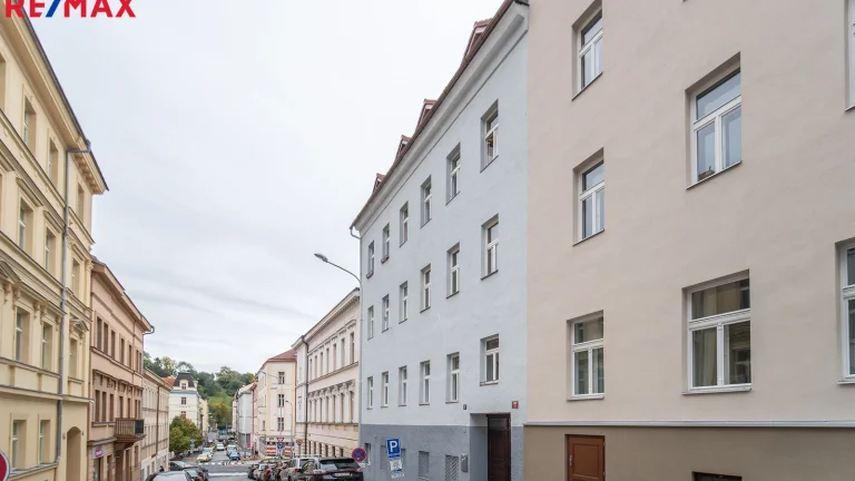 Pronájem bytu 1+1 v osobním vlastnictví 38 m², Praha 3 - Žižkov (ID 205-NP11310)