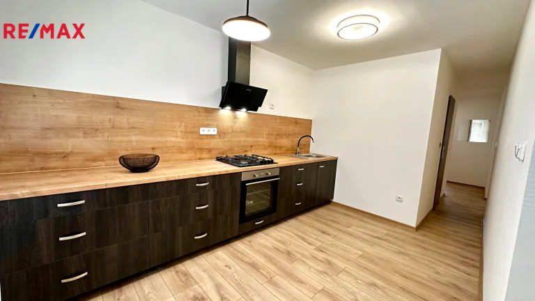 Pronájem bytu 3+1 v osobním vlastnictví 66 m², Kladno (ID 023-NP08417)