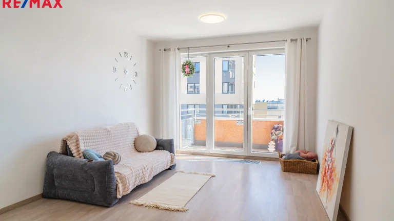 Pronájem bytu 2+kk v osobním vlastnictví 52 m², Praha 5 - Zličín (ID 205-NP11303)