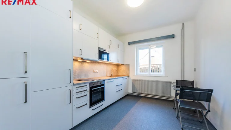 Pronájem bytu 4+1 v osobním vlastnictví 90 m², Praha 5 - Lipence (ID 218-NP06353)