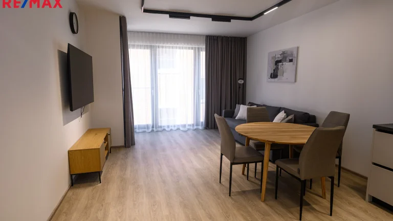 Pronájem bytu 2+kk v osobním vlastnictví 62 m², Praha 8 - Libeň (ID 332-NP00357)