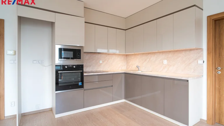 Pronájem bytu 4+kk v osobním vlastnictví 89 m², Liberec (ID 320-NP00181)