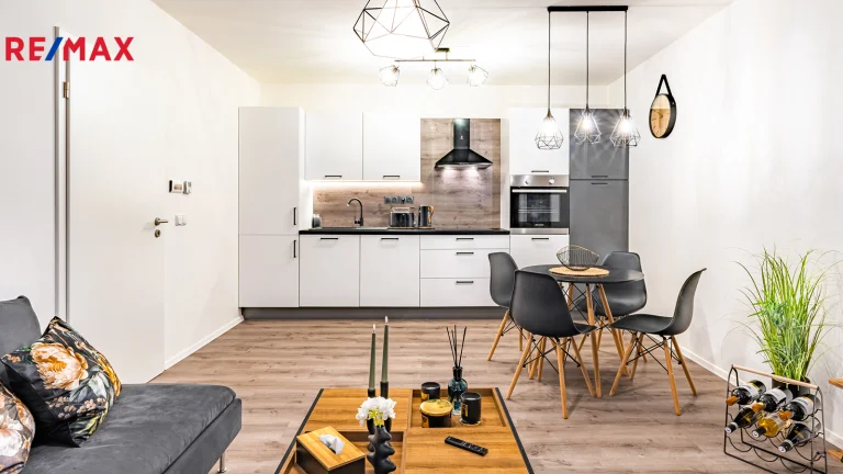 Pronájem bytu 3+kk v osobním vlastnictví 84 m², Česká Lípa (ID 224-NP01354)