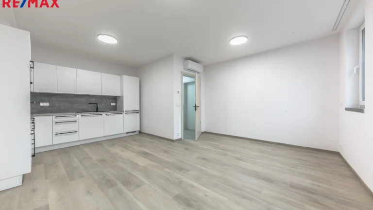 Pronájem bytu 3+kk v osobním vlastnictví 69 m², Kladno (ID 314-NP00191)