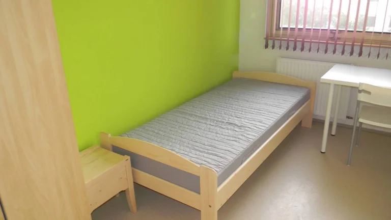 Pronájem bytu - pokoje v osobním vlastnictví 89 m², Zlín (ID 198-NP02542)