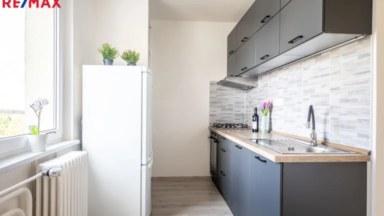Pronájem bytu 4+1 v osobním vlastnictví 72 m², Praha 4 - Háje (ID 201-NP02952)