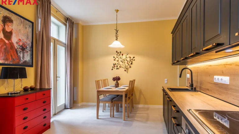 Pronájem bytu 3+1 v osobním vlastnictví 73 m², Praha 1 - Nové Město (ID 205-NP11140)