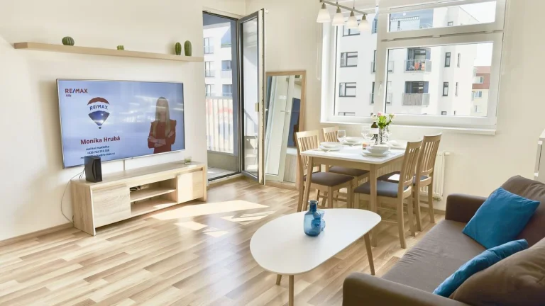 Pronájem bytu 2+kk v osobním vlastnictví 54 m², Praha 10 - Uhříněves (ID 205-NP11151)