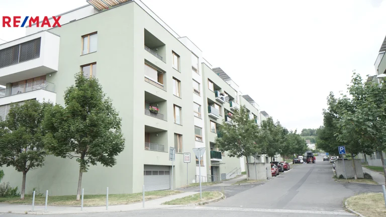 Pronájem bytu 2+kk v osobním vlastnictví 76 m², Praha 5 - Jinonice (ID 096-NP05566)