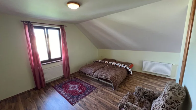 Pronájem bytu - pokoje v osobním vlastnictví 23 m², Svinaře (ID 318-NP00094)