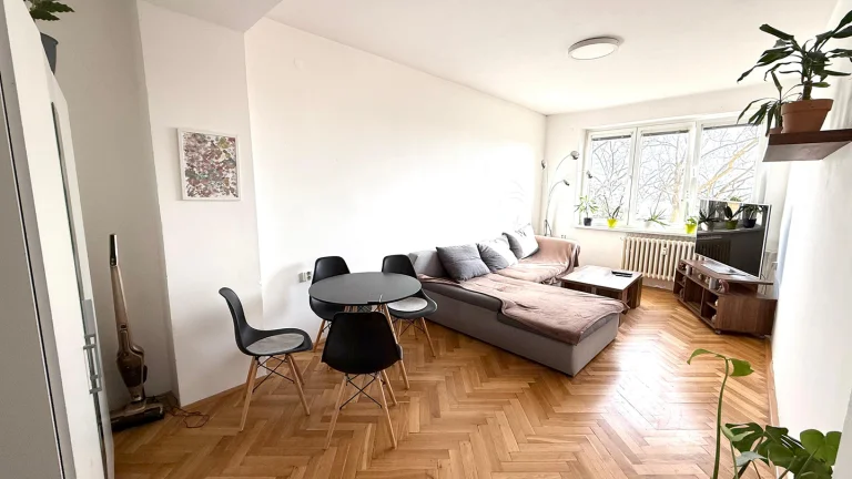Pronájem bytu 2+1 v osobním vlastnictví 53 m², Slaný (ID 023-NP08347)