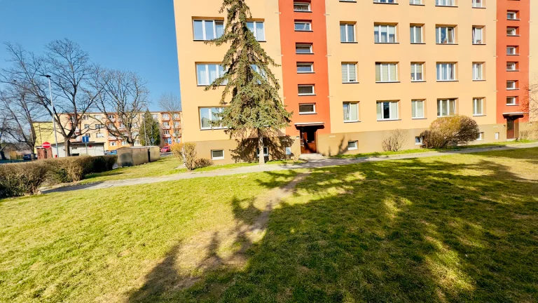 Pronájem bytu 2+1 v osobním vlastnictví 53 m², Žatec (ID 032-NP09057)