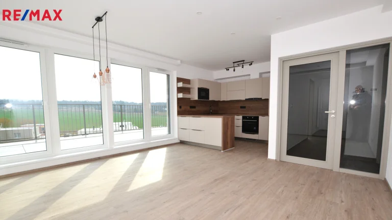 Pronájem bytu 3+kk v osobním vlastnictví 87 m², Plzeň (ID 003-NP04611)