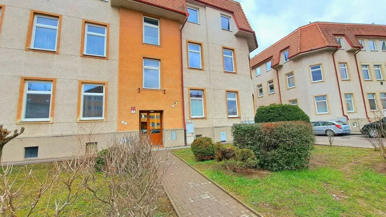 Pronájem bytu 3+1 v osobním vlastnictví 93 m², Znojmo (ID 213-NP01982)