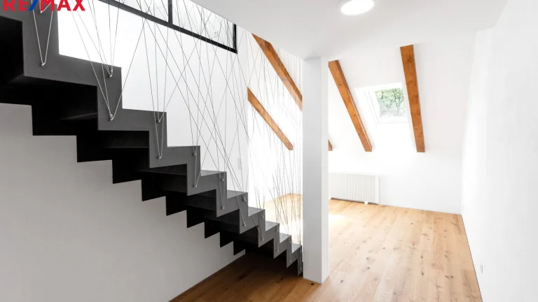 Pronájem bytu 1+kk v osobním vlastnictví 45 m², Praha 9 - Klánovice (ID 205-NP11333)