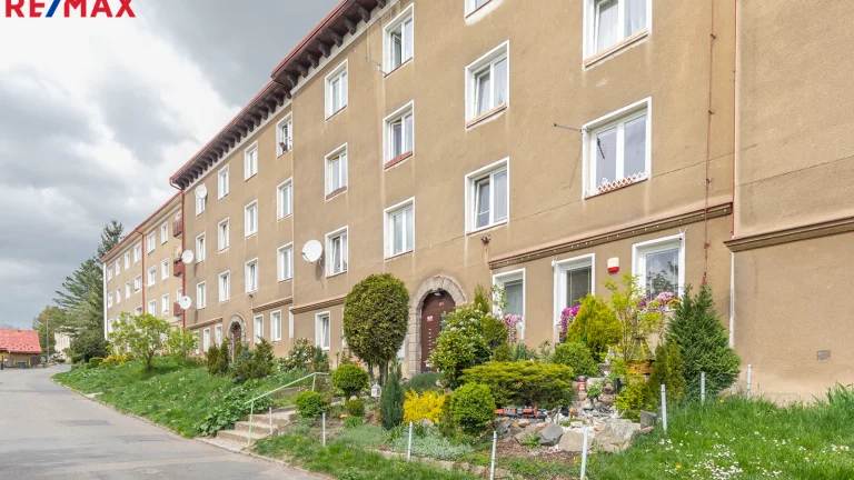 Pronájem bytu 1+1 v družstevním vlastnictví 45 m², Meziboří (ID 185-NP02363)