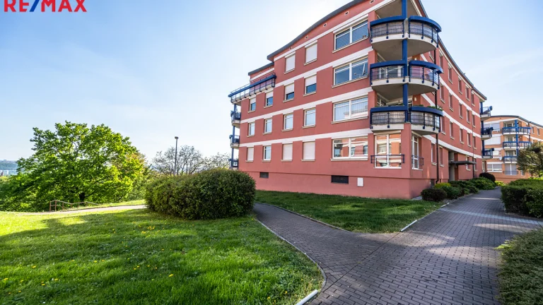 Pronájem bytu 3+kk v osobním vlastnictví 100 m², Praha 8 - Libeň (ID 205-NP11408)