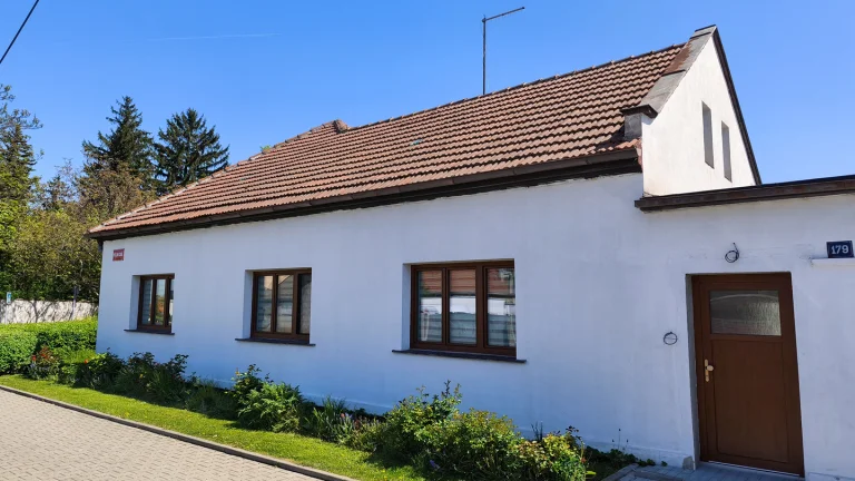 Pronájem bytu 3+kk v osobním vlastnictví 110 m², Líbeznice (ID 253-NP02141)