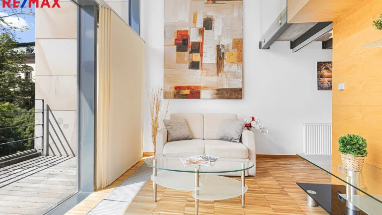 Pronájem bytu 2+kk v osobním vlastnictví 72 m², Beroun (ID 273-NP03916)