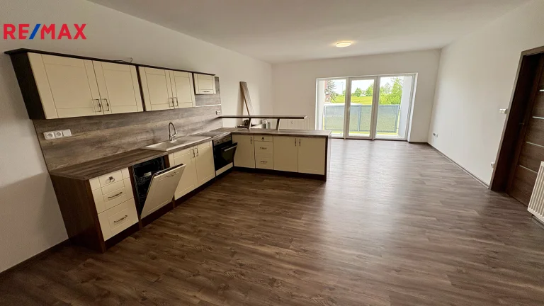 Pronájem bytu 2+kk v osobním vlastnictví 64 m², Pelhřimov (ID 143-NP07022)