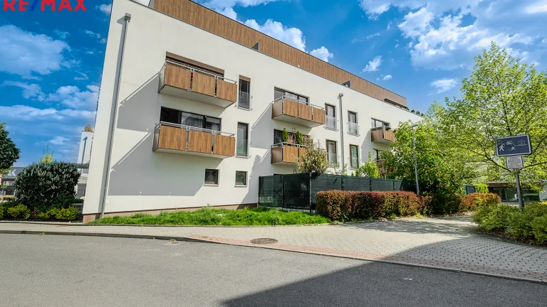 Pronájem bytu 2+kk v osobním vlastnictví 86 m², Praha 9 - Letňany (ID 273-NP03923)