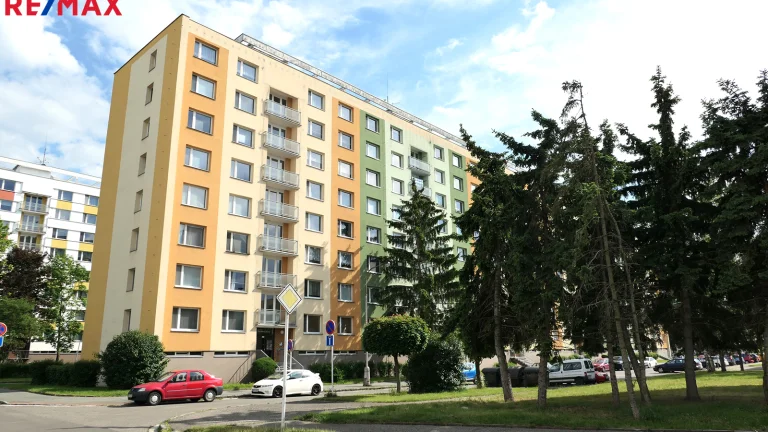 Pronájem bytu 1+1 v osobním vlastnictví 35 m², Hradec Králové (ID 211-NP04327)