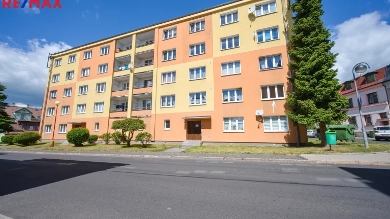 Pronájem bytu 3+1 v osobním vlastnictví 56 m², Aš (ID 251-NP00887)