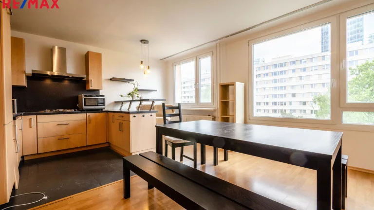 Pronájem bytu 3+kk v osobním vlastnictví 67 m², Praha 4 - Nusle (ID 114-NP10089)