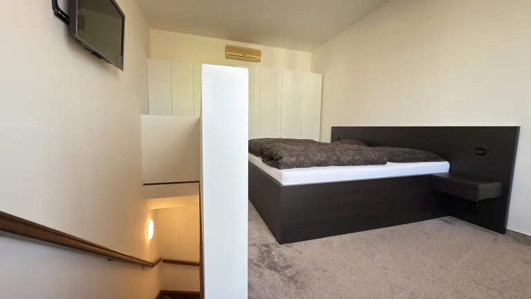 Pronájem bytu 3+kk v osobním vlastnictví 70 m², Plzeň (ID 334-NP00104)