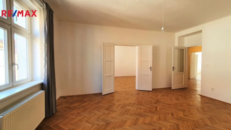 Pronájem bytu 3+kk v osobním vlastnictví 83 m², Praha 6 - Bubeneč (ID 218-NP06487)
