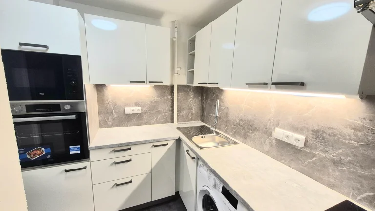 Pronájem bytu 3+1 v osobním vlastnictví 89 m², Praha 2 - Nové Město (ID 257-NP01270)
