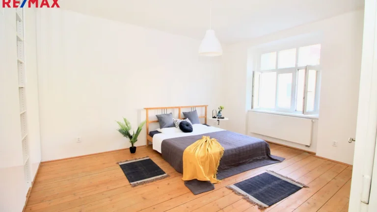 Pronájem bytu 2+1 v osobním vlastnictví 53 m², Praha 8 - Libeň (ID 273-NP03981)