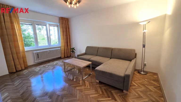 Pronájem bytu 2+kk v osobním vlastnictví 56 m², Praha 10 - Vršovice (ID 020-NP10237)